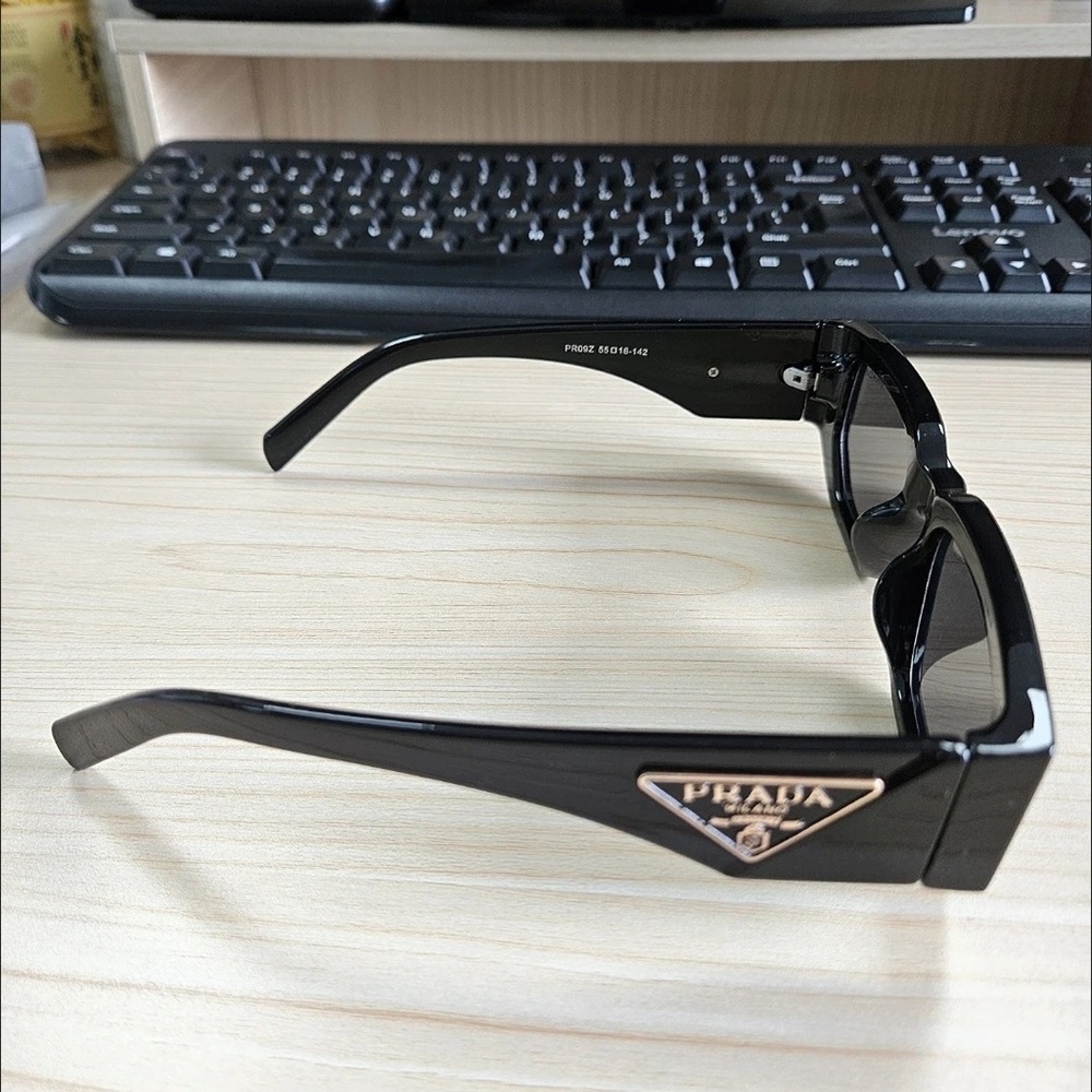 Prada Black Smart Glasses